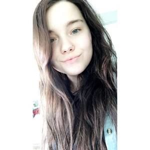 Meet your Posher, Lacey